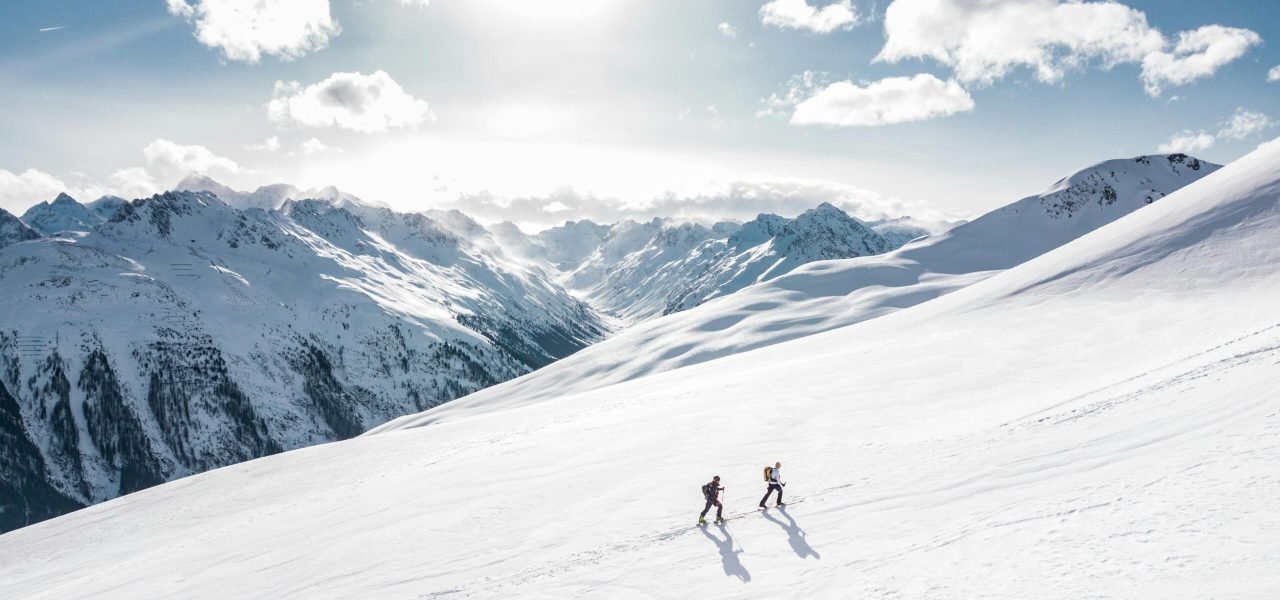 pexels-fmaderebner-869258