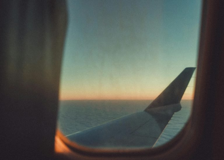 pexels-jeffrey-czum-254391-2253445